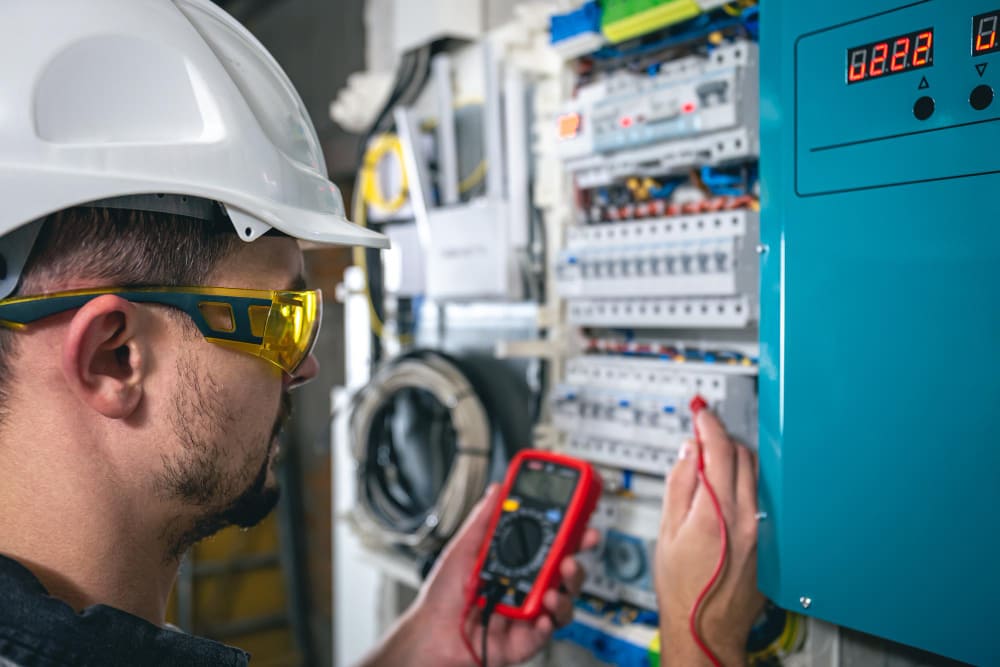 Imagen del artículo: Riesgo eléctrico en oficinas y locales